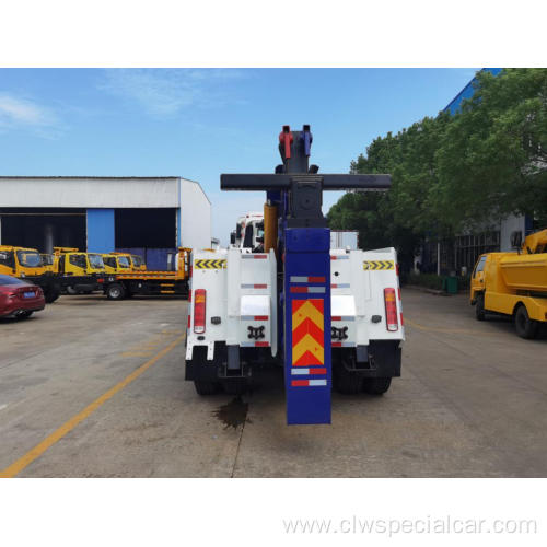 CLW Supply SINOTRUK HOWO Wrecker Truck